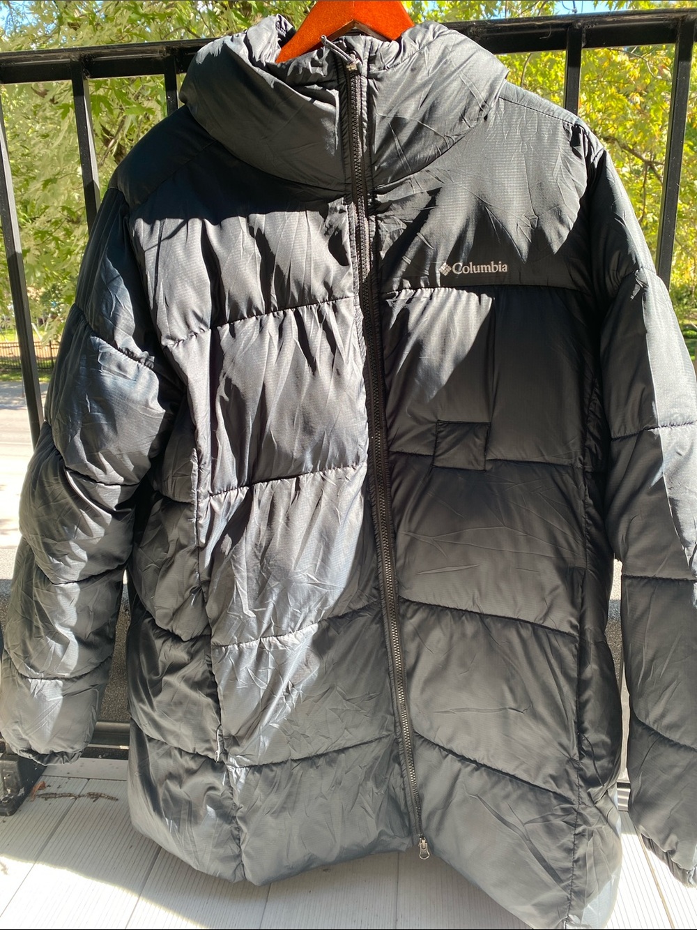 Columbia Men’s Black Hooded Puffer Jacket